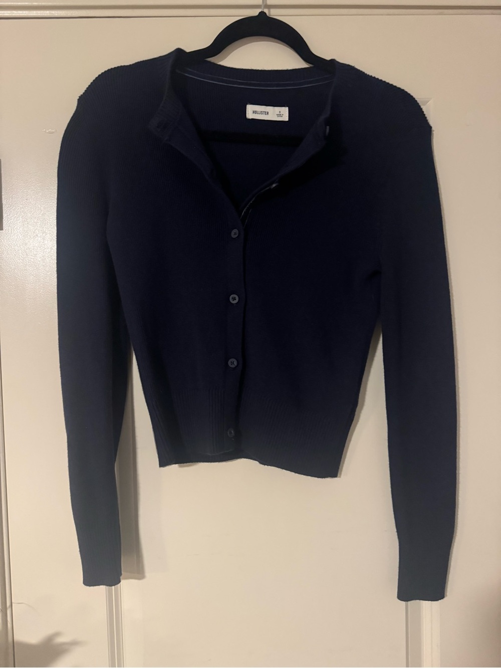 Hollister Women's Button-Front Ribbed Cardigan!